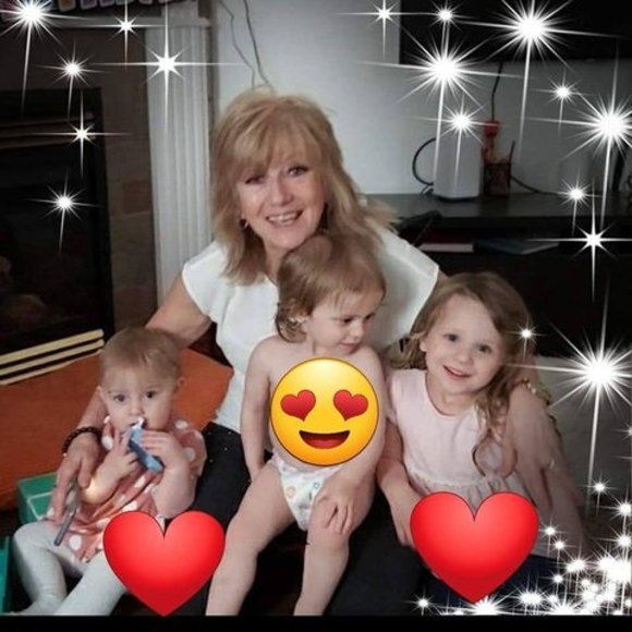 Meet your Posher, Alison - Picture 1 of 1